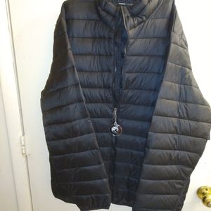 Men's puffer swiss tech black jacket L 42-44  nwt